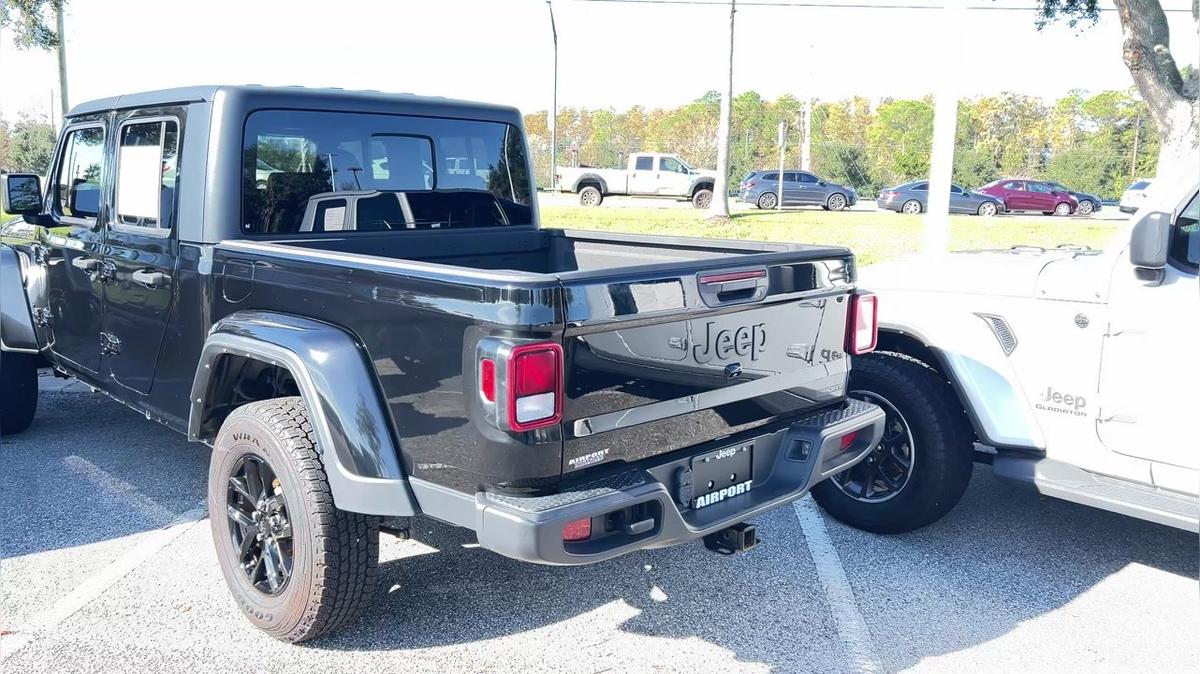 Luis's Gladiator S video by Walter/ Airport CDJ 914-434-8908