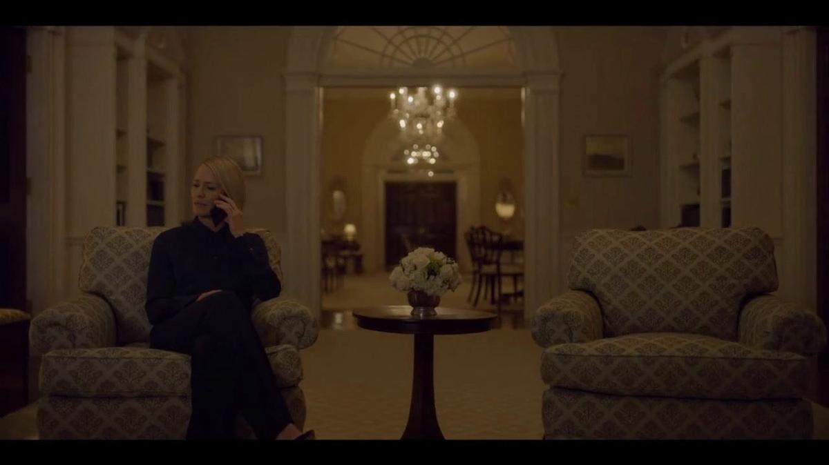 Blackberry-House of Cards-Placement-S6 E1,2,5,6-11.26