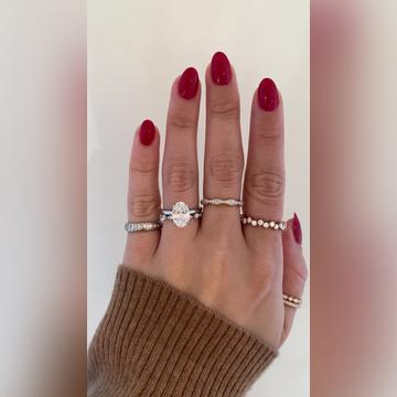 Ariya-2.50ctOval-Plat-Sarah