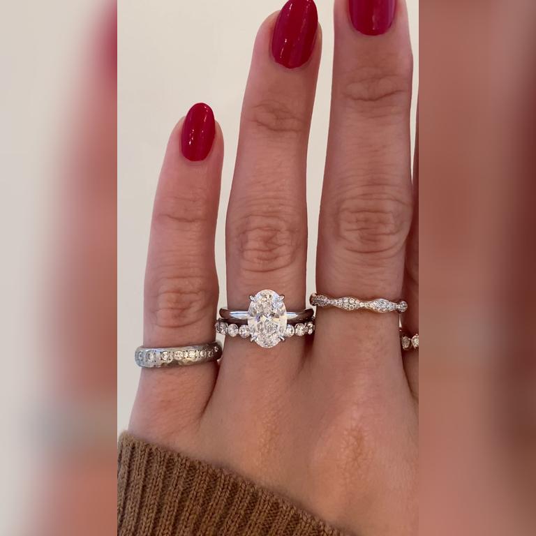 Ariya-2.50ctOval-Plat-Vic2.5mm