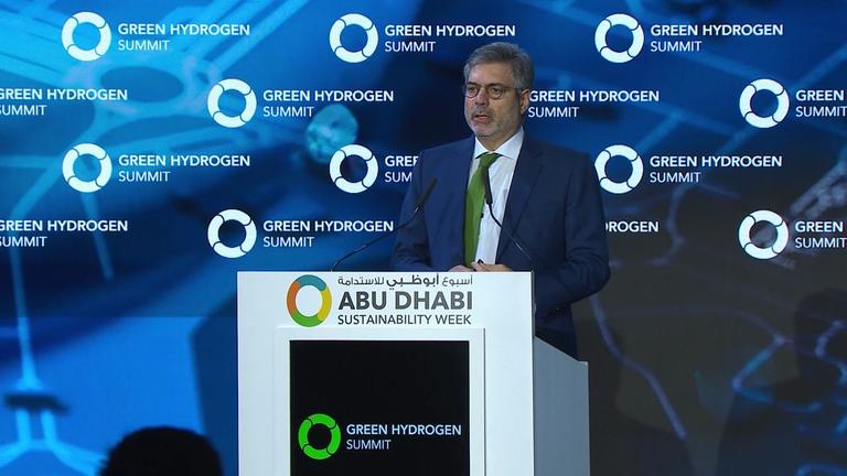 2025 - ADSW - Green Hydrogen Summit - 01 - Abu Dhabi's Hydrogen Ecosystem - Carlos Gasco