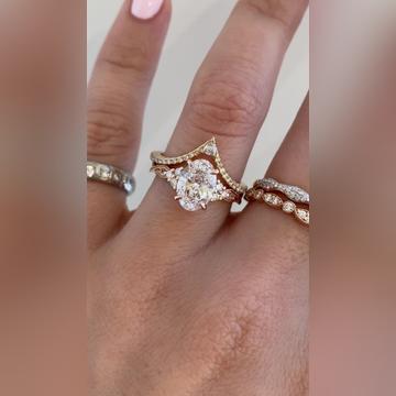 Odelia-2ctOval-14kRose-Kia