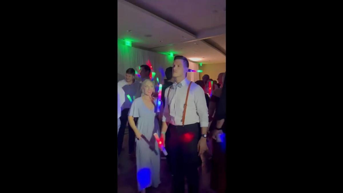 DJ A.R. (Glow).mp4