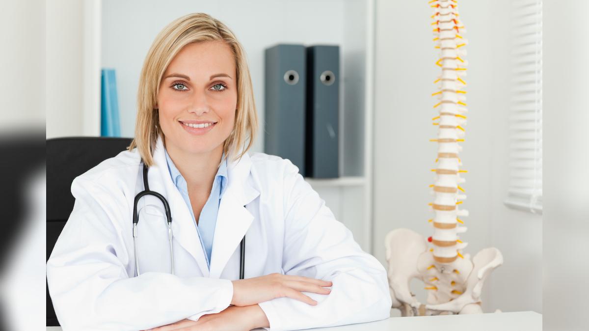 What is the relationship between back pain and mortality?