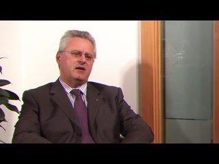 VP-SZALMABOTOND