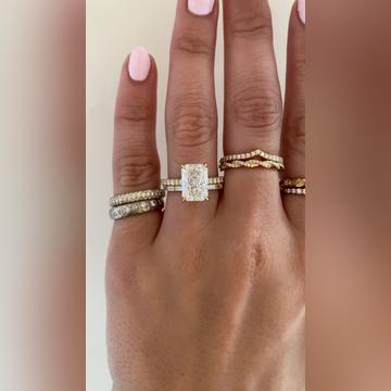 Kiara-3ctRadiant-14kYellow-Iva1.6mm-SingleProngs