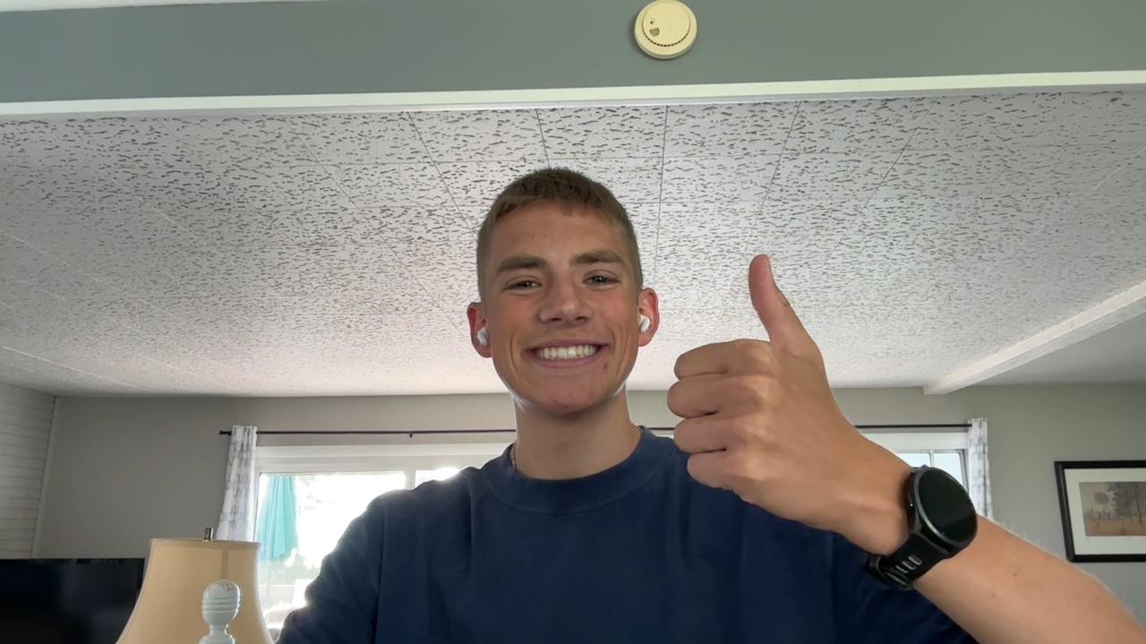 Briefly introduce yourself and explain what led you to apply for the Golden Apple Scholars Program.