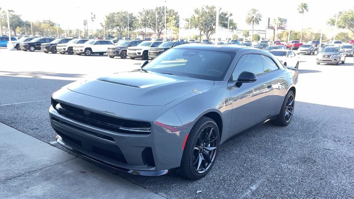 Edward's Charger Scat Pack video by Walter/ Airport CDJ 407-541-6200