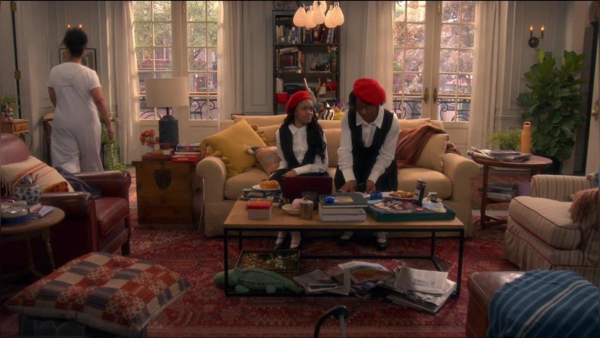 St. Dalfour - Upshaws - Netflix S7 E12