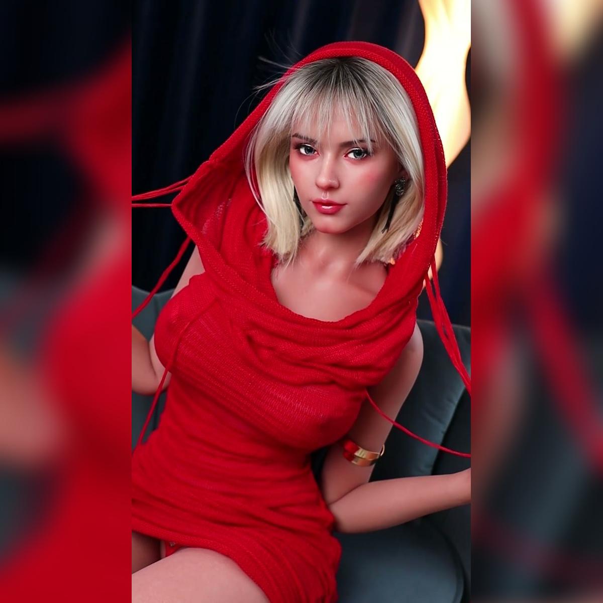 L109 Life Size Realistic Cute Blonde Silicone Sex Doll 169cm