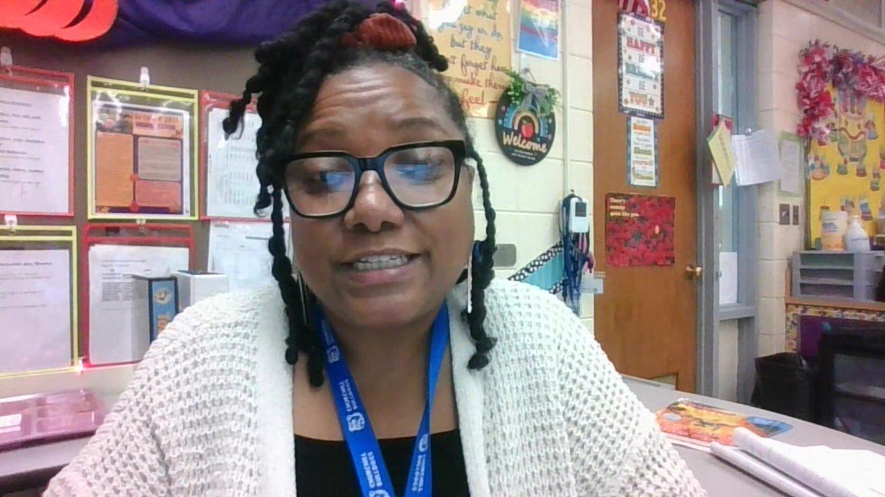 Please briefly introduce yourself (name, where you live, whether you are a college senior or career-changer).