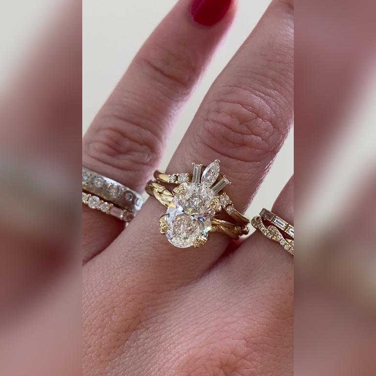 Vesa-2.5ctOval-14kYellow-Islet