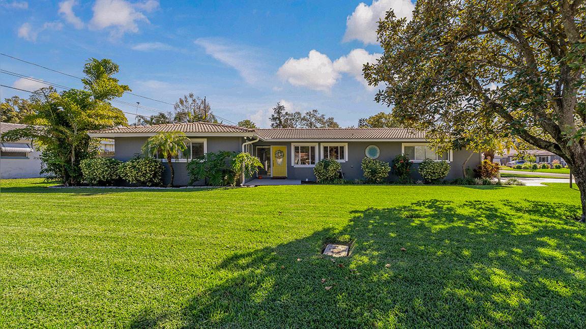 1957 Temple Terr, Clearwater, FL 33764