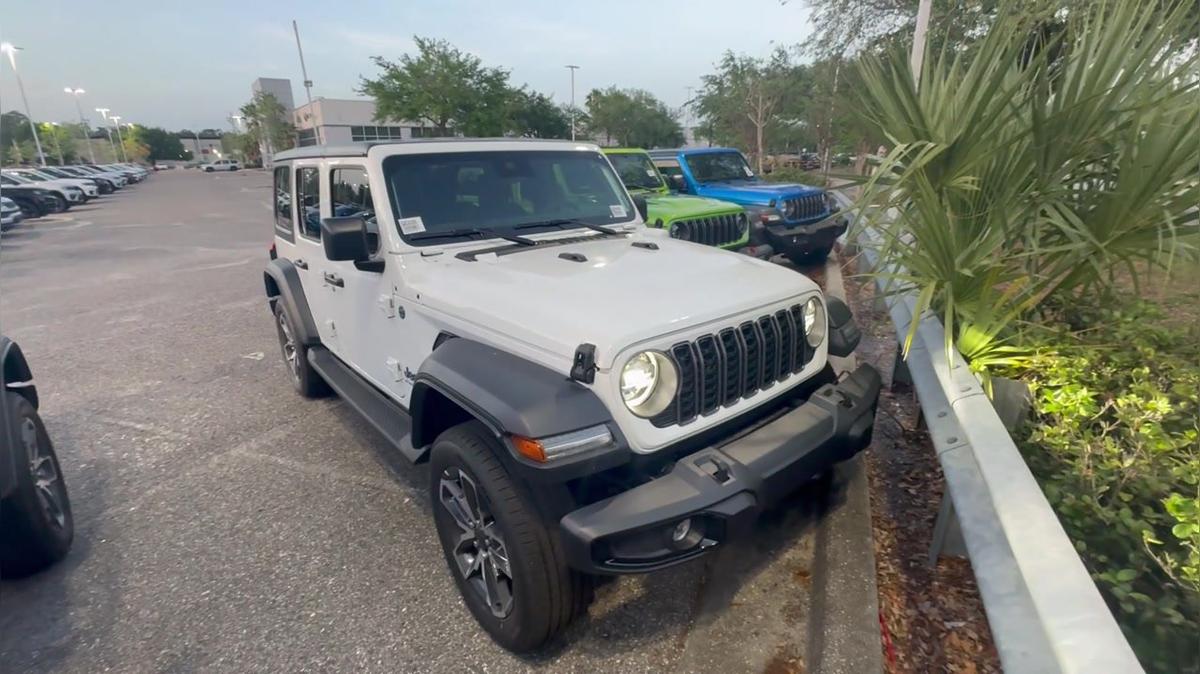 Darien&#39;s Wrangler - Nick B 315-749-3934