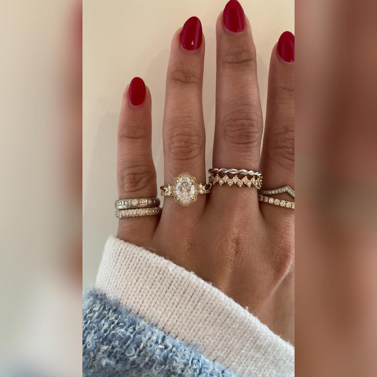 Evelina-1.7ctOval-14kYellow-Helena