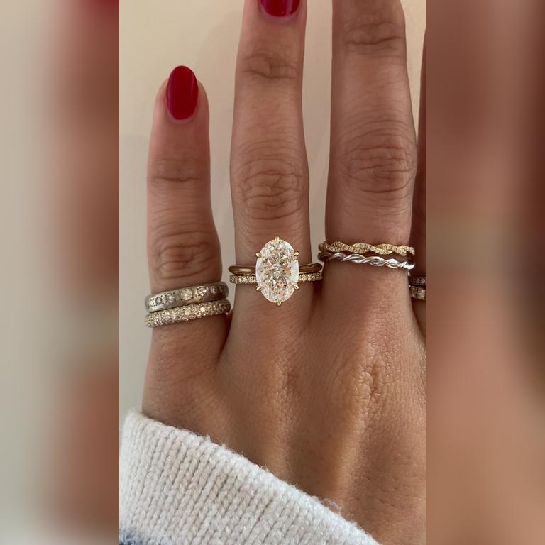 Angel-3ctOval-14kYellow-Helena