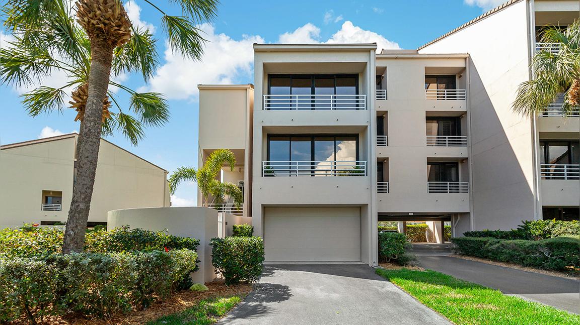 6240 Kipps Colony Ct. S, #101, Gulfport, FL 33707