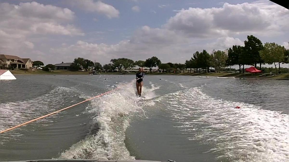 Jennifer Mears W8 Round 1 Pass 1