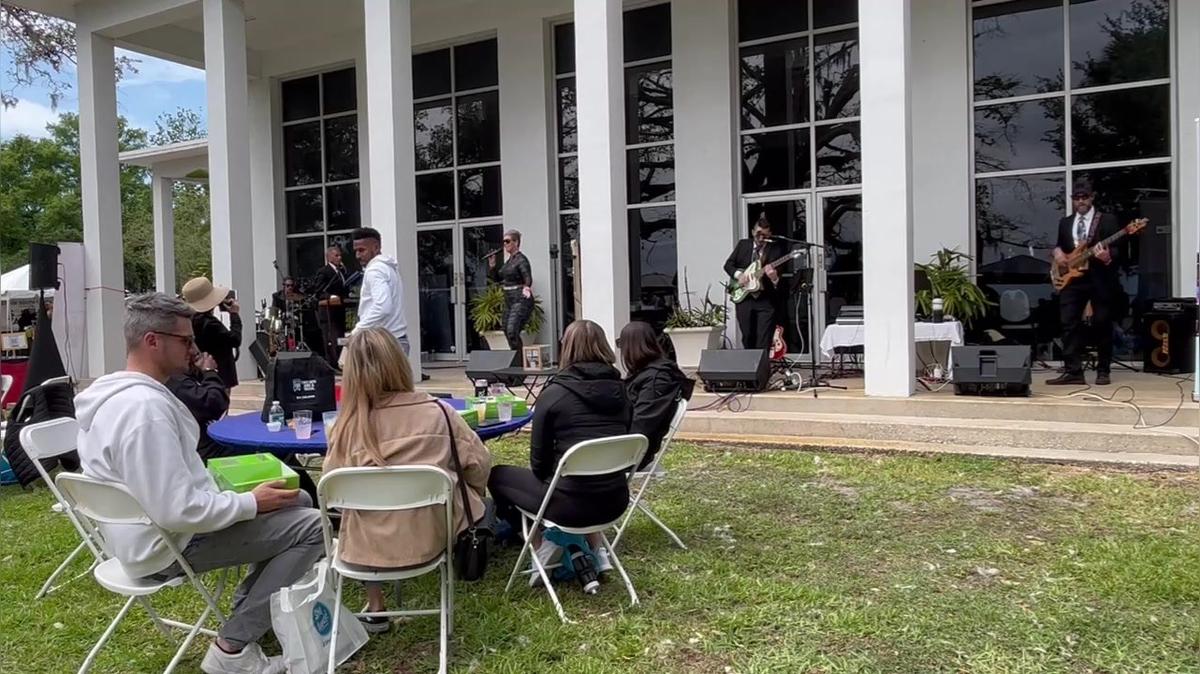 Band J.Re. TOST