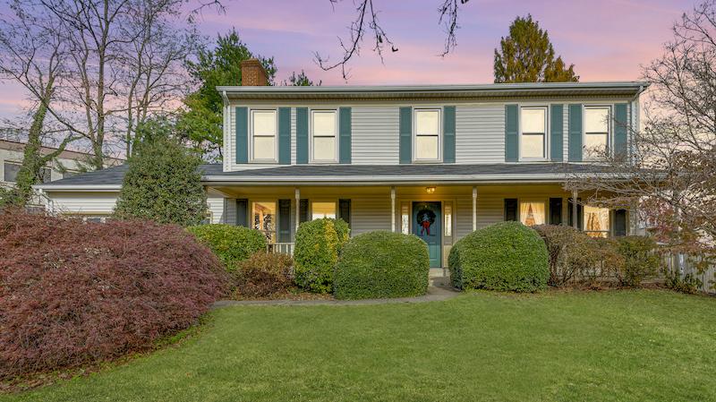 7251 Mendota Avenue, Falls Church, VA 22402