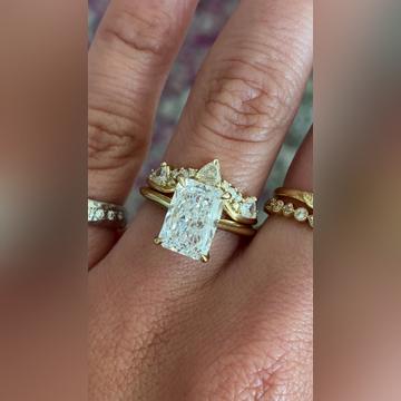 Kendall3ctRadiantTempestYellow