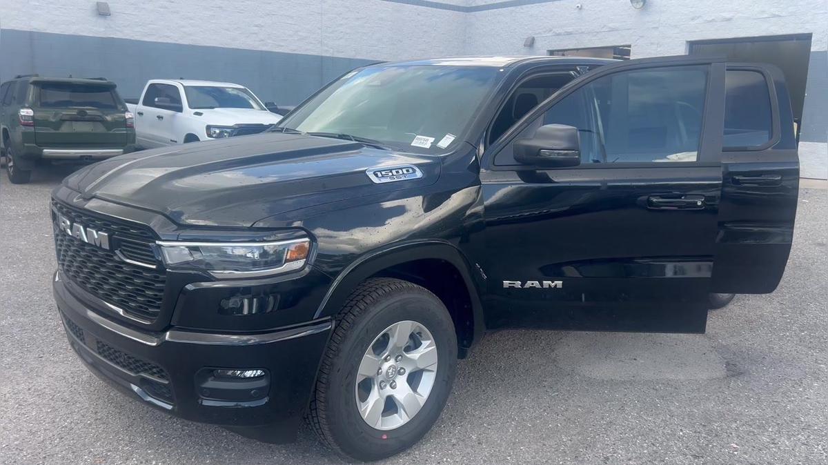 Keith// 2025 Ram 1500 Big Horn //John 954-6082457