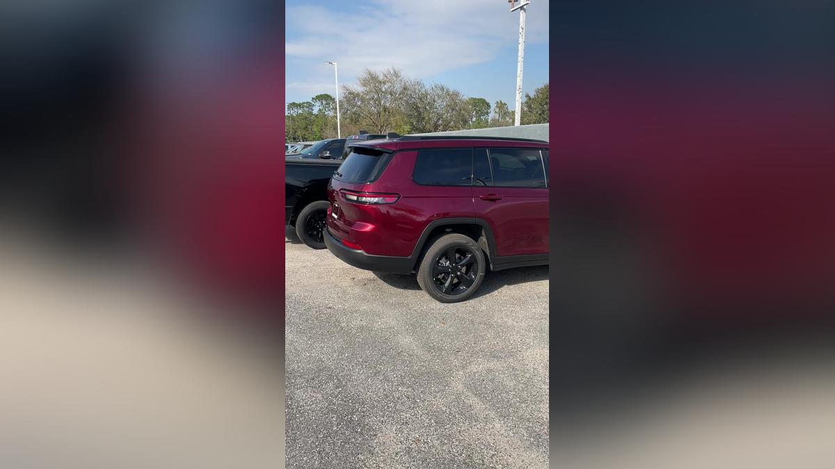 JAKE&#39;S GRAND CHEROKEE