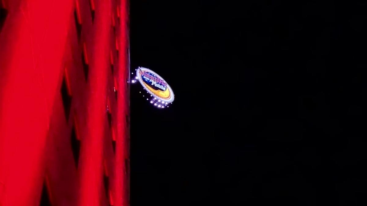 MoonPieDrop-NYE24-FollowDown-00