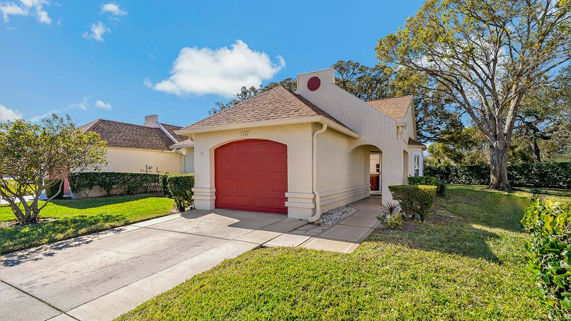 11533 Orleans Ln, Port Richey, FL 34668