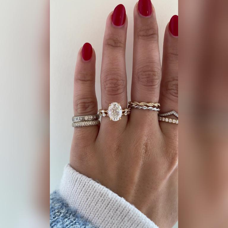 Cassidy-2.5ctOval-18kYellow-Sarah