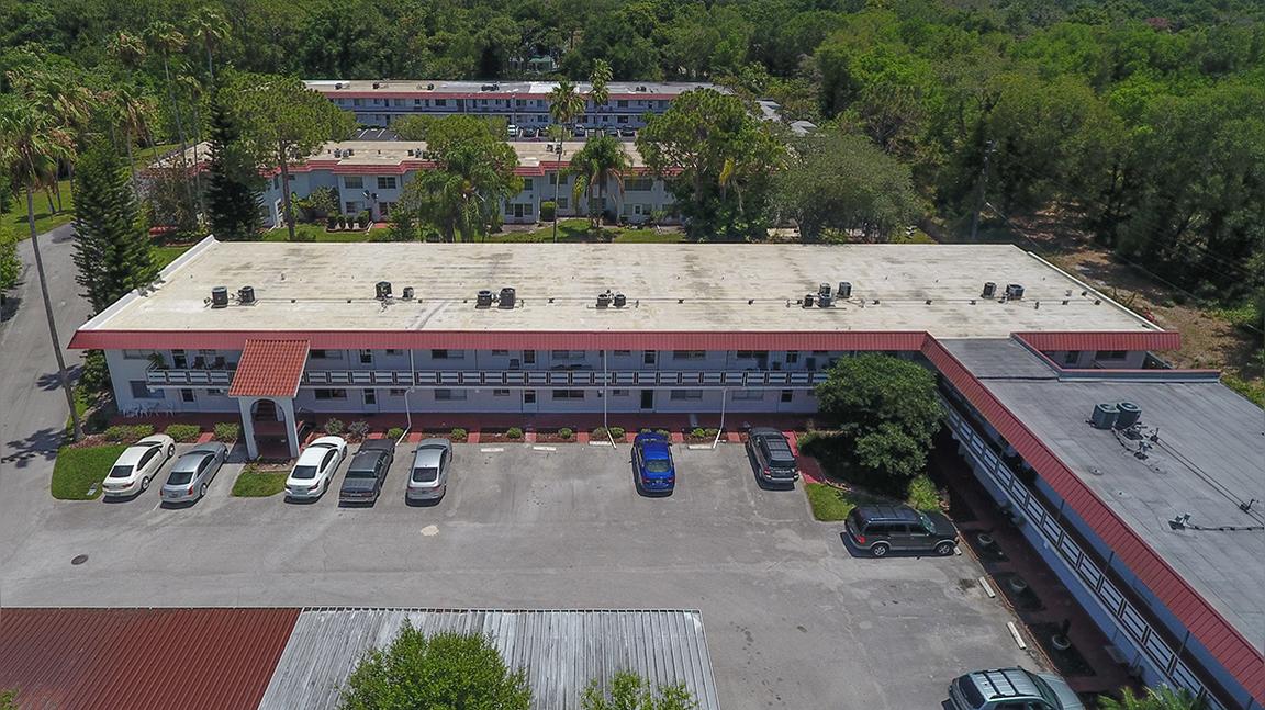 1100 Martinique Dr., #216, Winter Haven, FL 33884