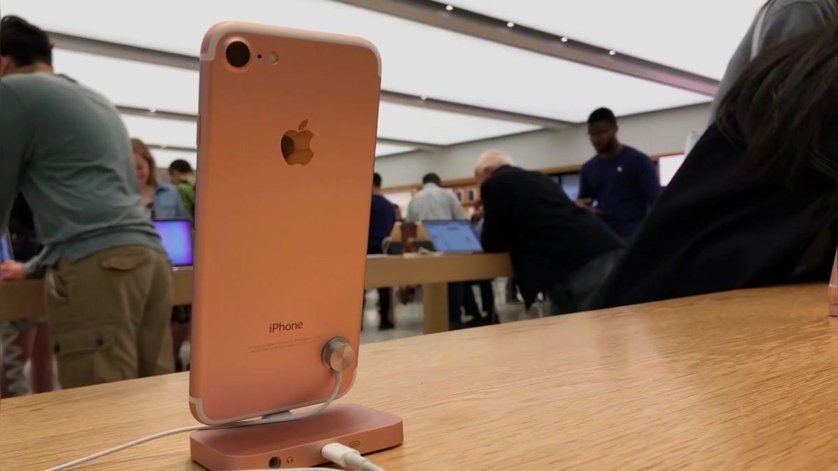 Wofür steht das i im iPhone?