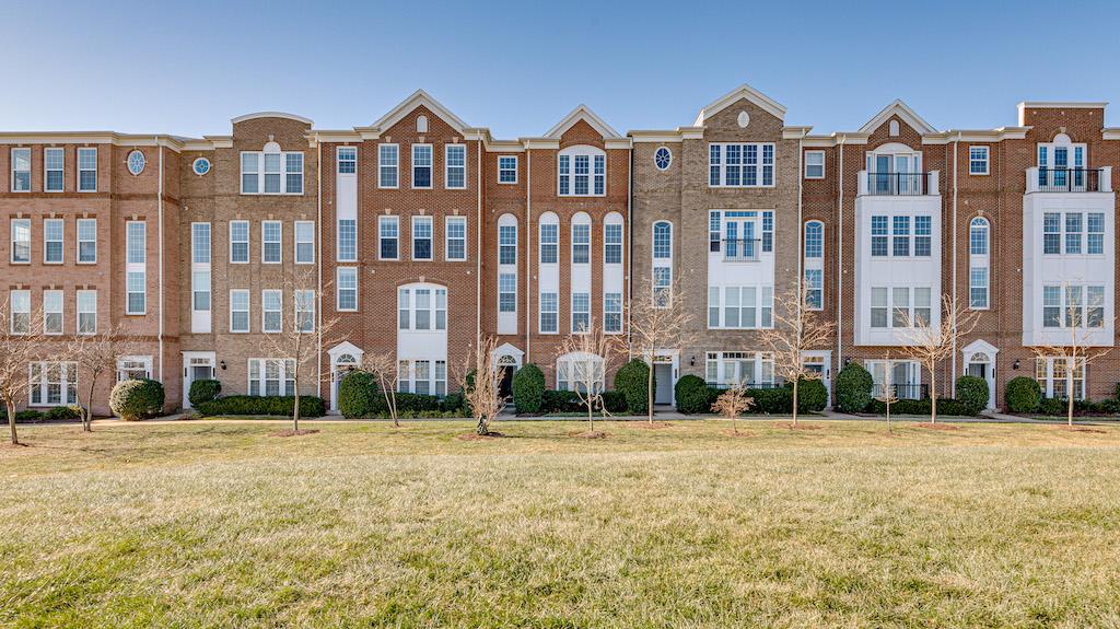 20654 Sibbald Square, Ashburn, VA 20147