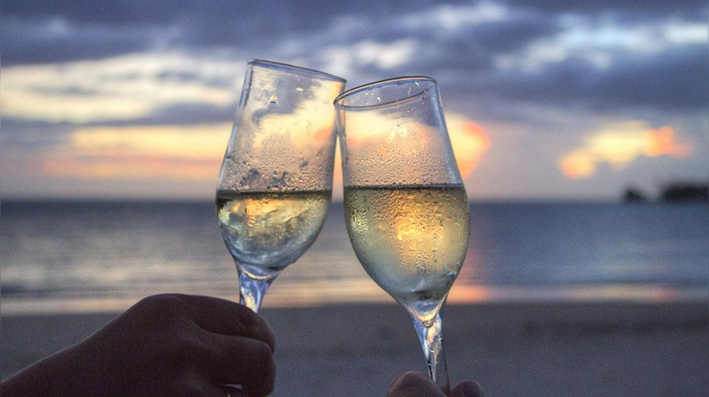 Jackie and Dane&#39;s Beachside Wedding