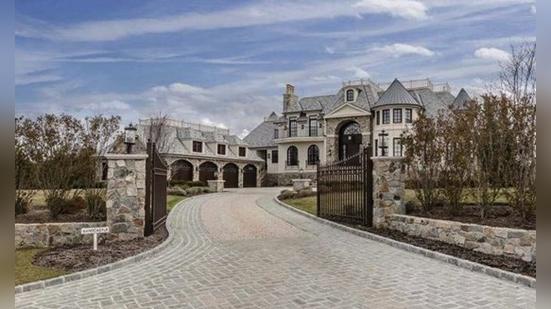 216 Duane St, Quogue, NY