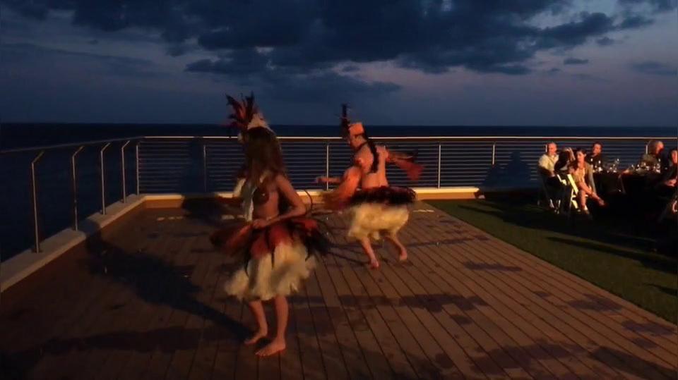 Hawaiian Dancers N.P..mp4
