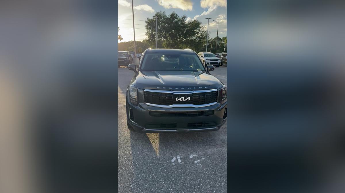 Clay's video 2022 Kia Telluride by Carla @ Airport CDJR