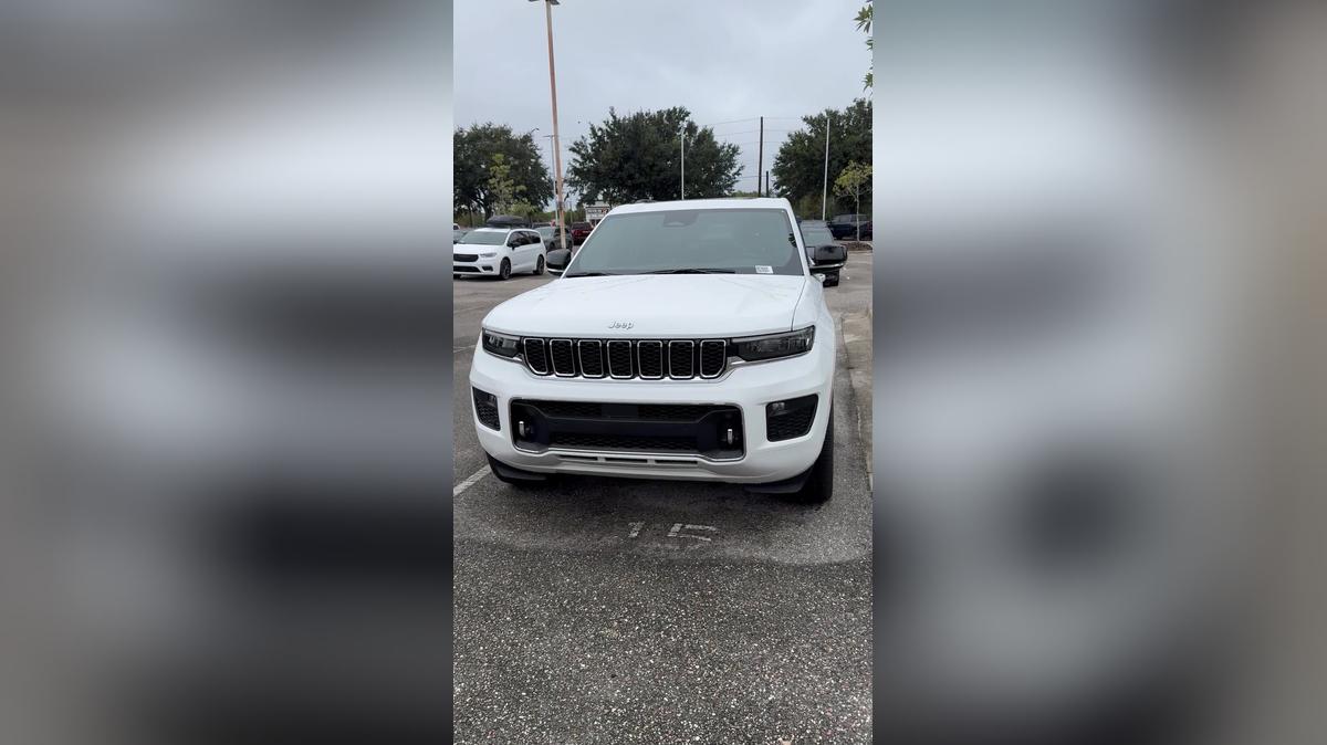 Benni's video 2025 Grand Cherokee Overland by Carla @ Airport CDJR