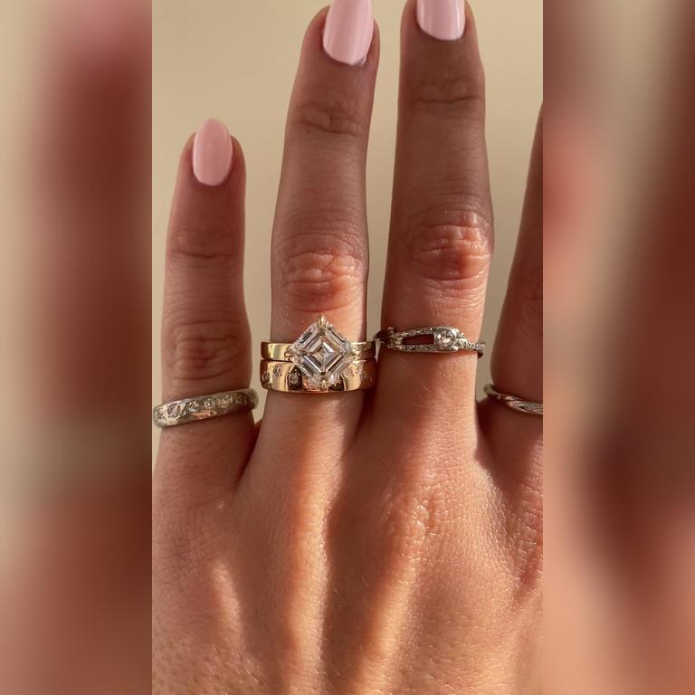 Malone-2.75ctAsscher-14kYellow-Lili5mm