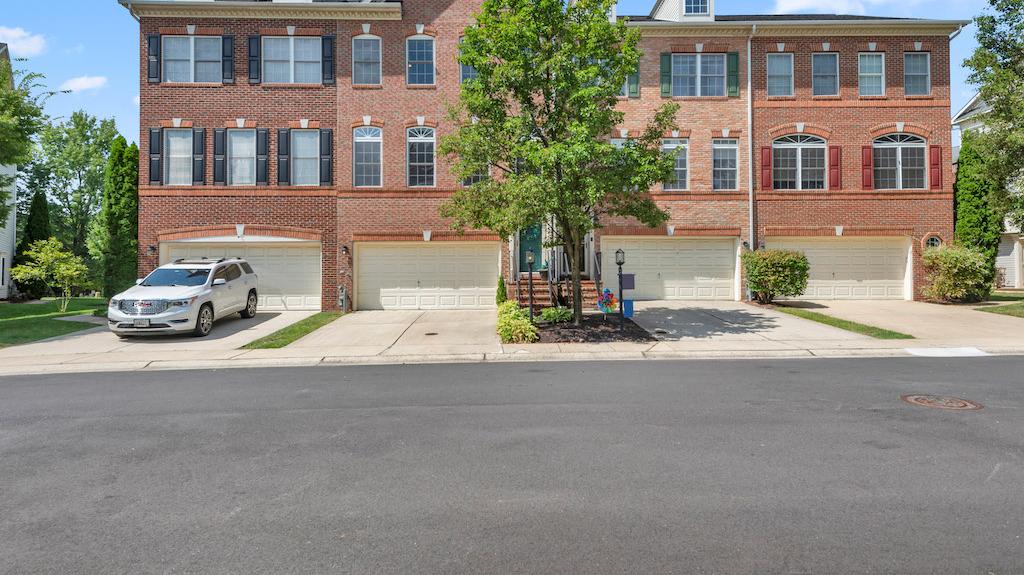2447 Ogden Square, Gambrills, MD 21054