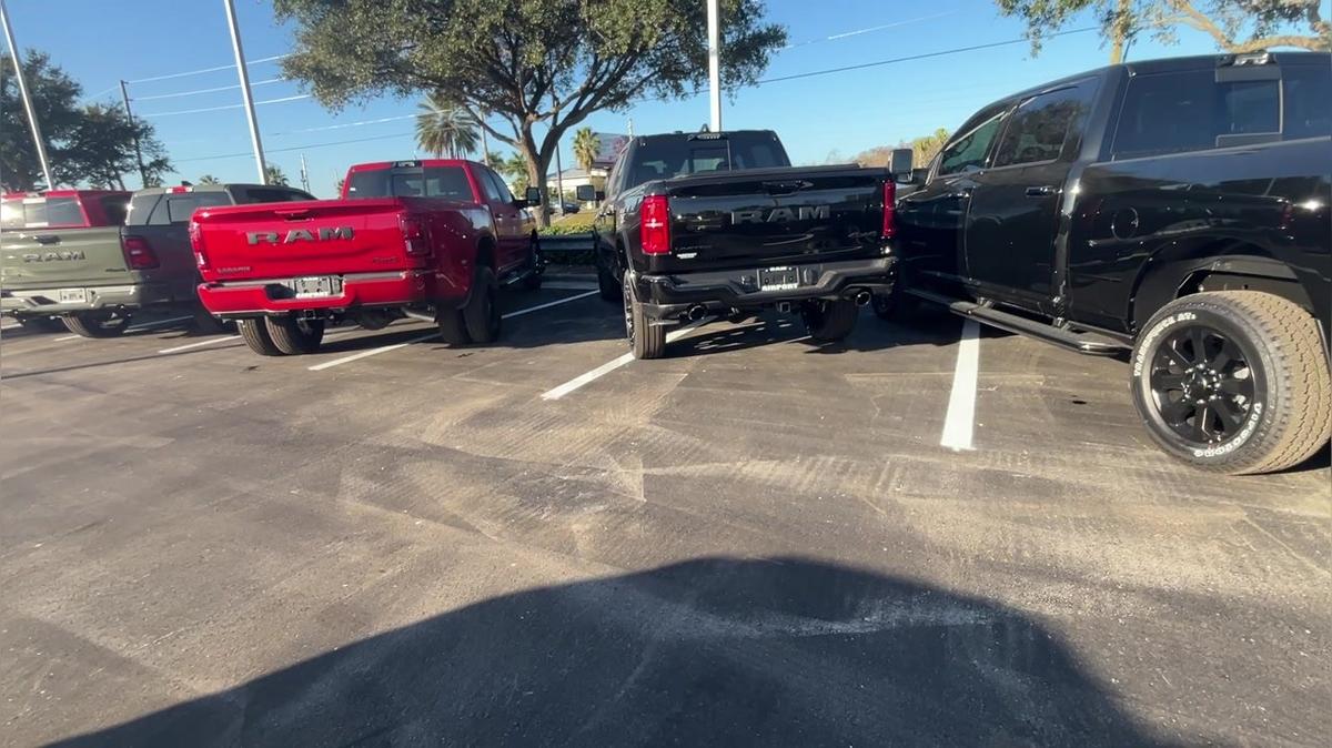 Lot Walk for Luis @AirportCDJR /// Joanis 386.366.2227