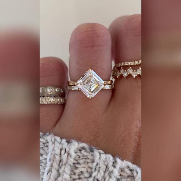 Alessandra-3ctAsscher-18kYellow-Iva