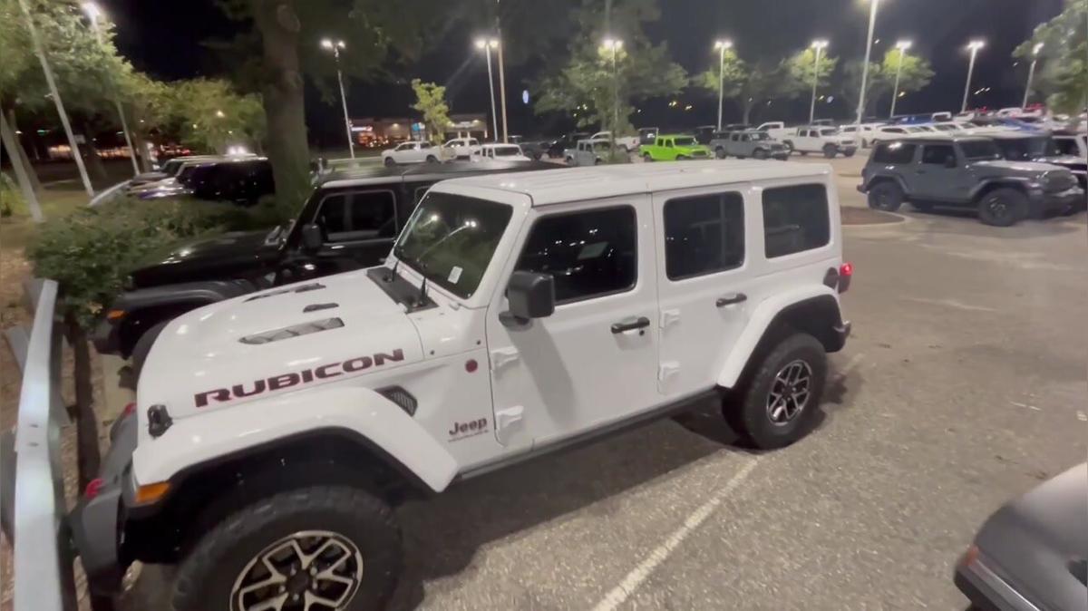 Triste's Jeep Wrangler - By Nik