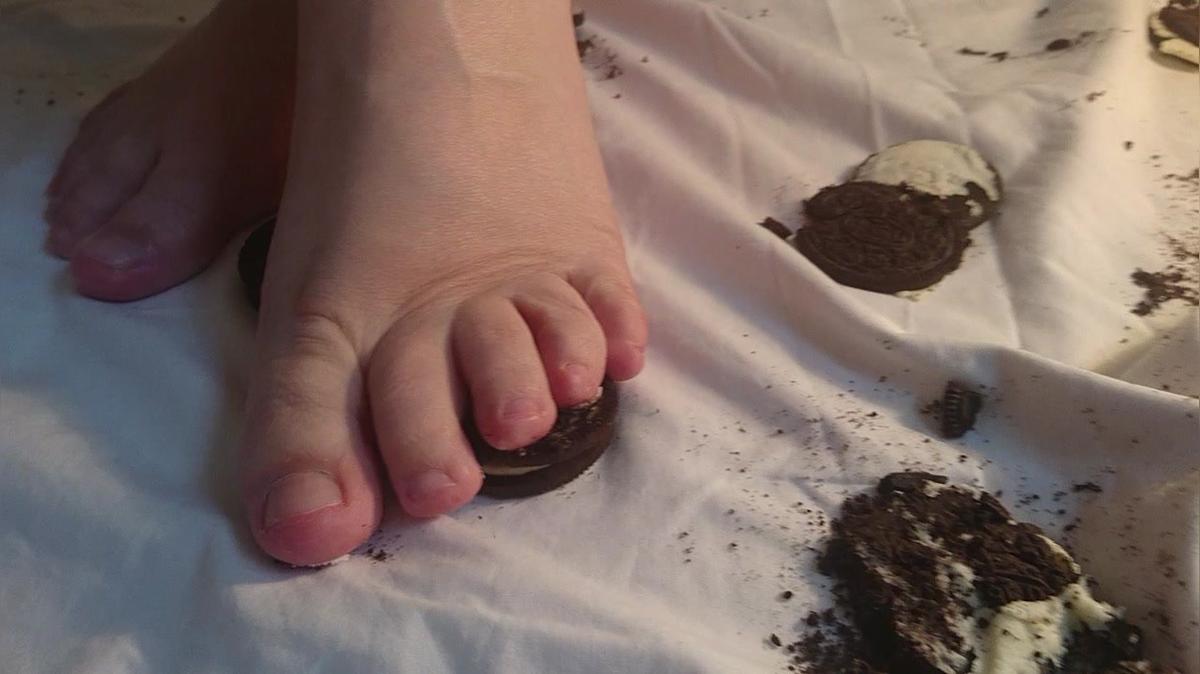 Trampling/Crushing Oreos