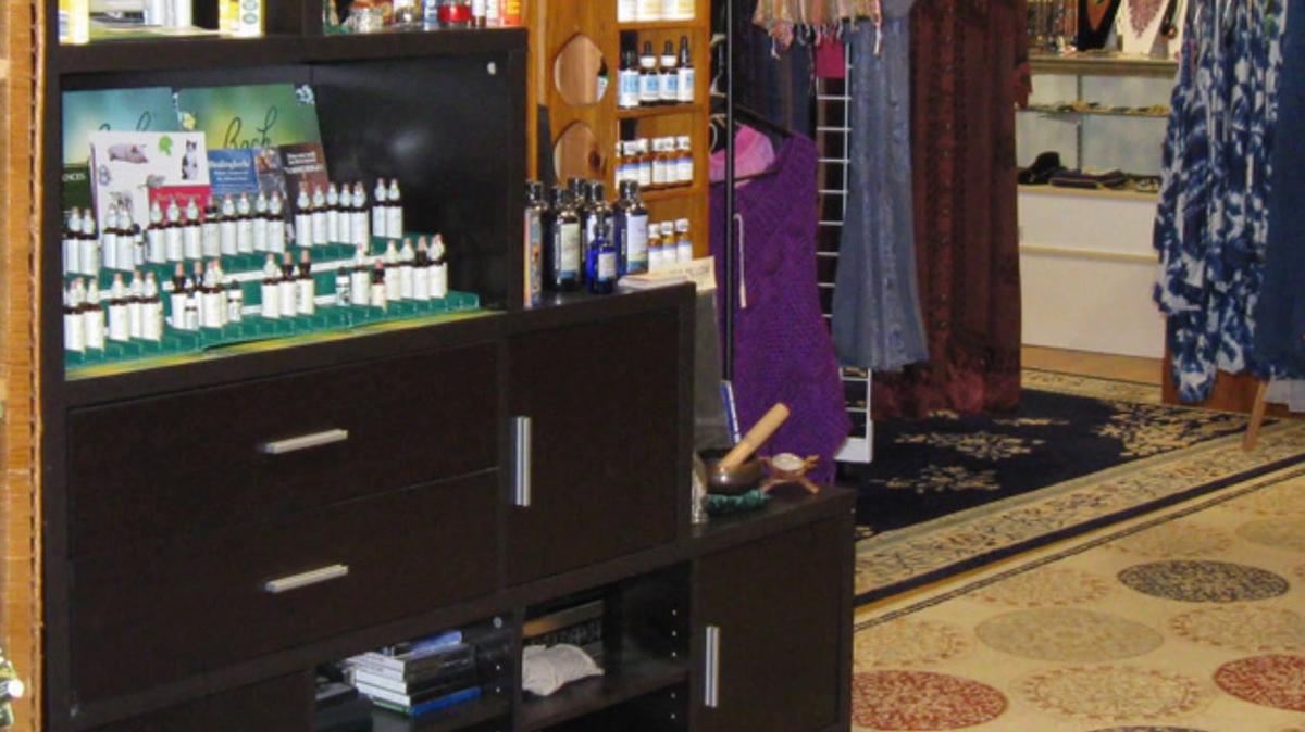 Boutique in Murphy NC, Kitt's Boutique & Therapy 