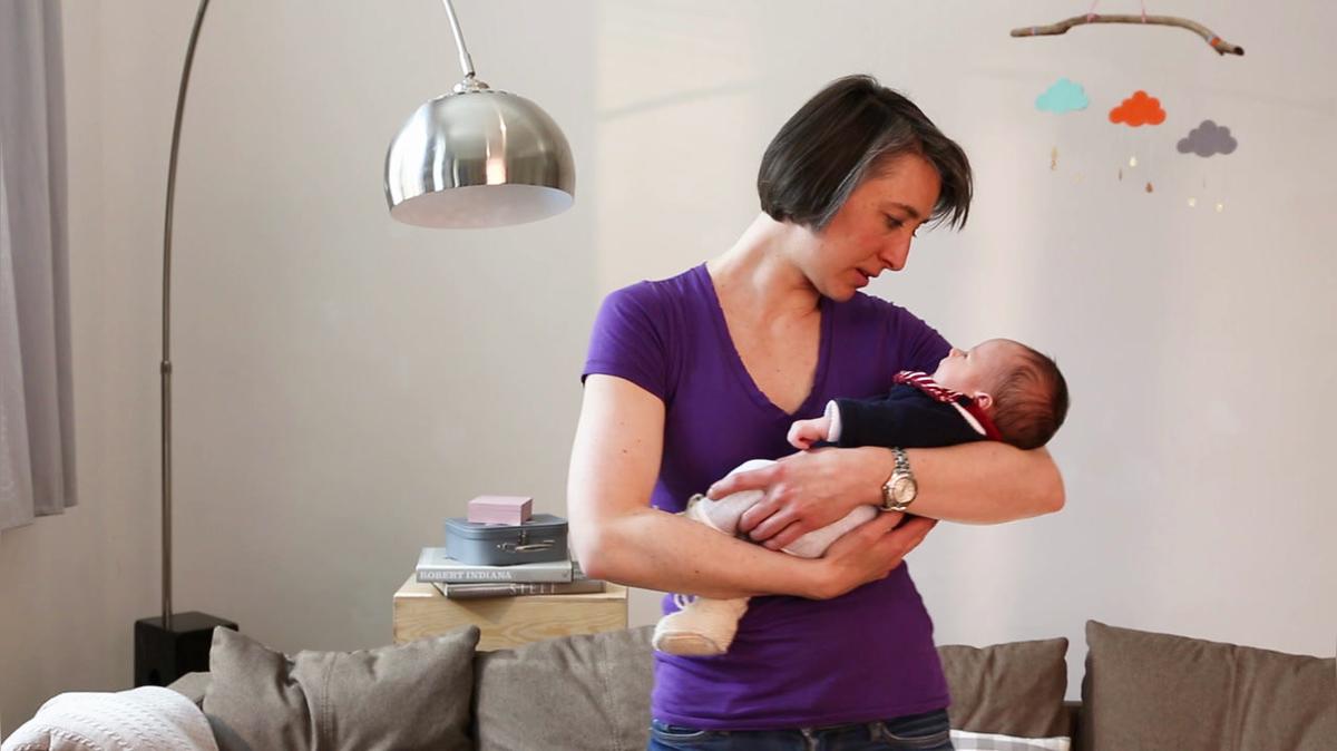 Warum zucken Babys im Schlaf?