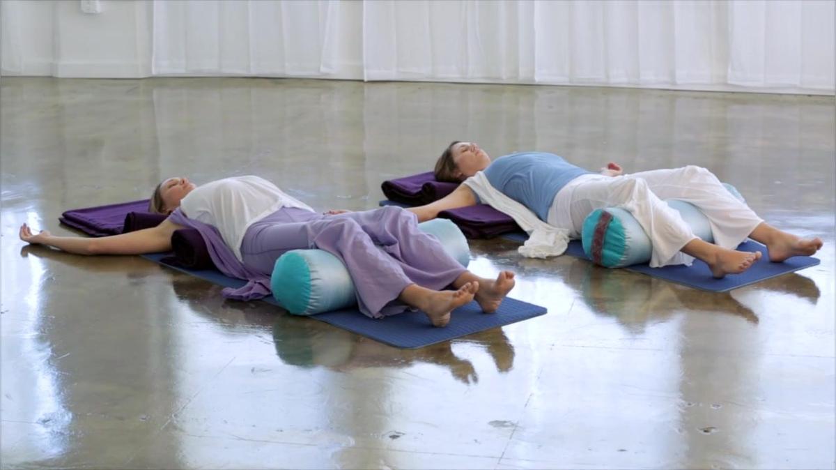 BABBLING BROOK - Restorative Yoga