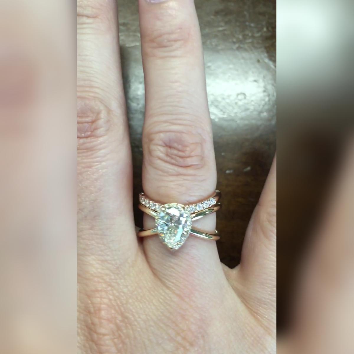 Versie Wedding Band Pairings