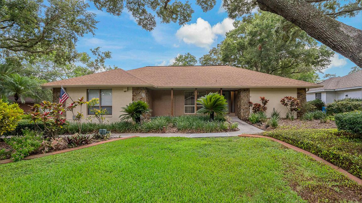 2614 Manor Oak Drive, Valrico FL