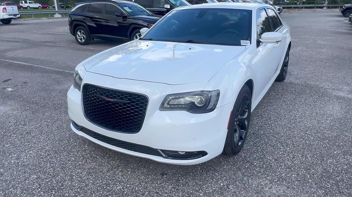 Norman// 2022 Chrysler 300 //John 954-6082457